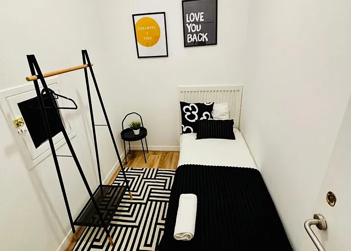 High Standard Marques De Pombal Lizbona