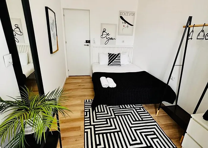 High Standard Marques De Pombal * Lizbona