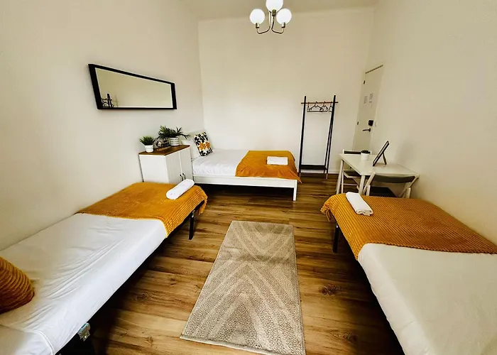 High Standard Marques De Pombal Auberge de jeunesse *